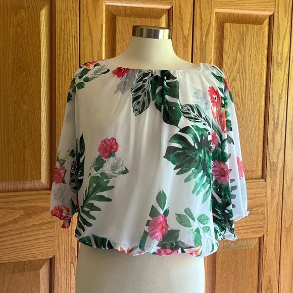 VINCE CAMUTO - Tropical Print Batwing Blouse - Excellent Condition - Picture 3 of 9